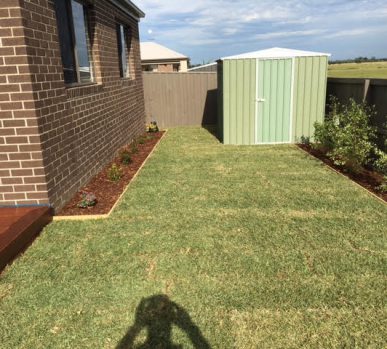 Landscaping Melbourne Paving And, Cutting Edge Lawn 038 Landscapes